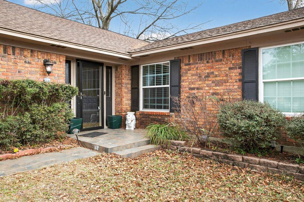 Longview, TX 75604,2090 Fort Drive