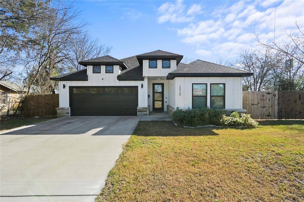 Dallas, TX 75241,2528 Mojave Drive