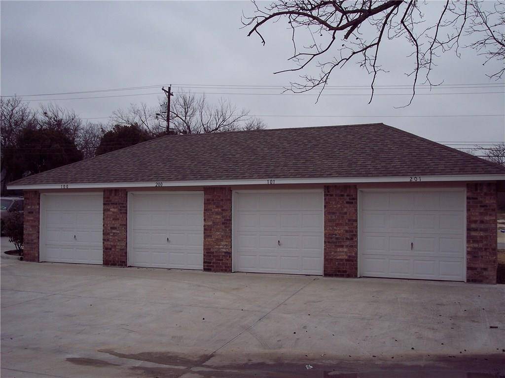 Weatherford, TX 76086,211 N Denton N #100