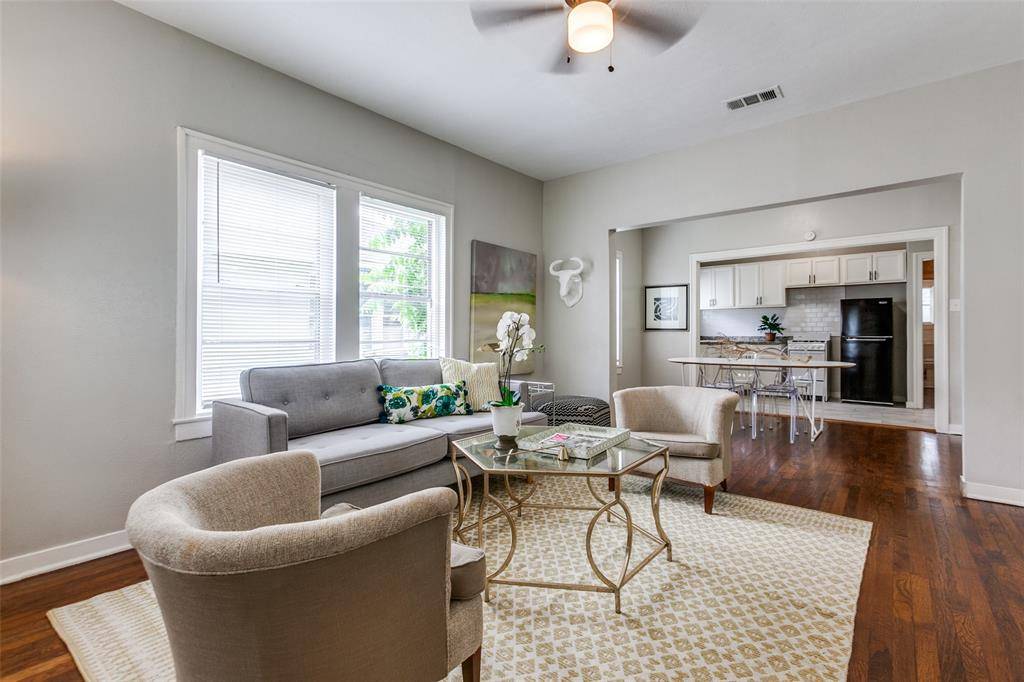 Dallas, TX 75208,733 W Page Avenue