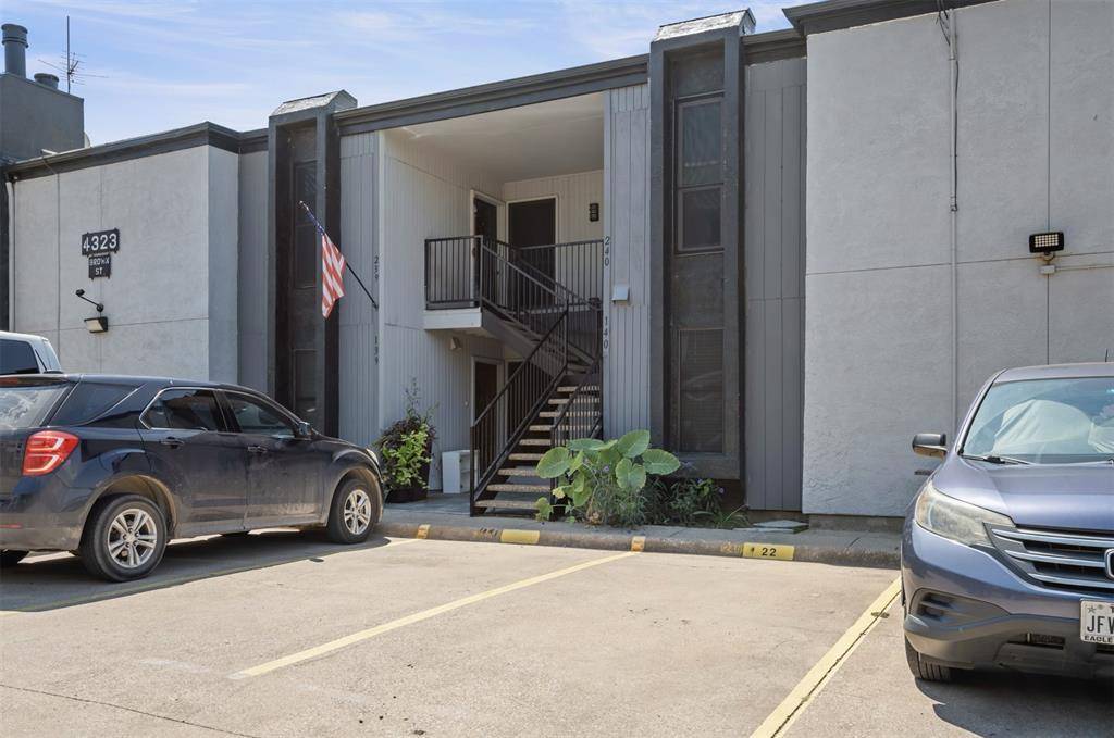 Dallas, TX 75219,4323 Brown Street #139