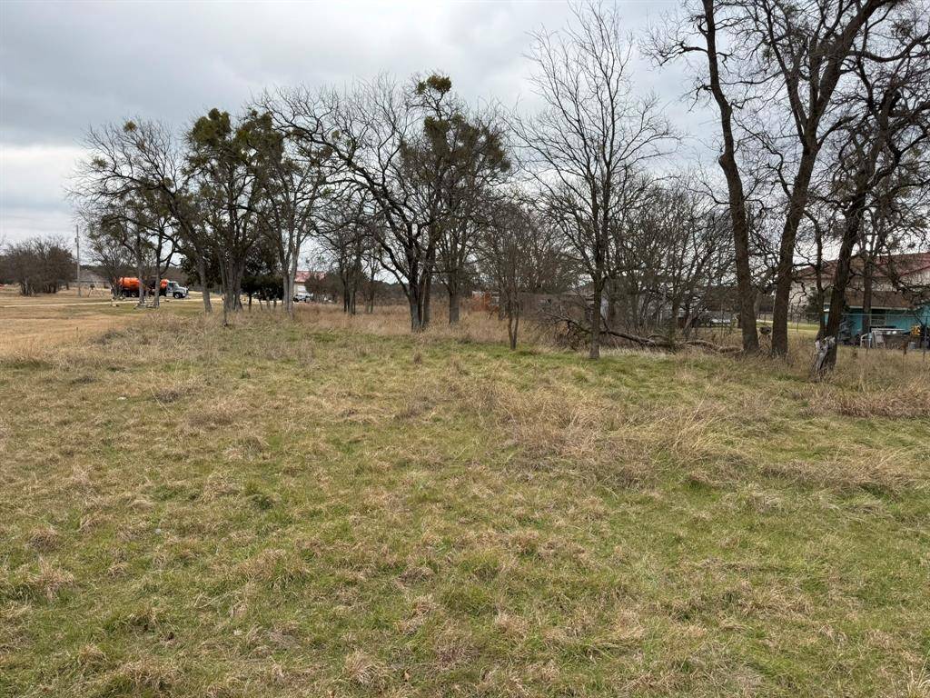 107 CR 1608, Clifton, TX 76634