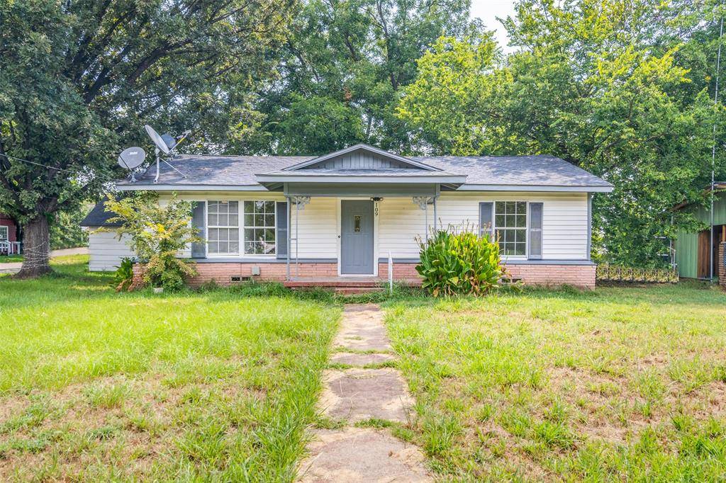 Quinlan, TX 75474,109 Church Street