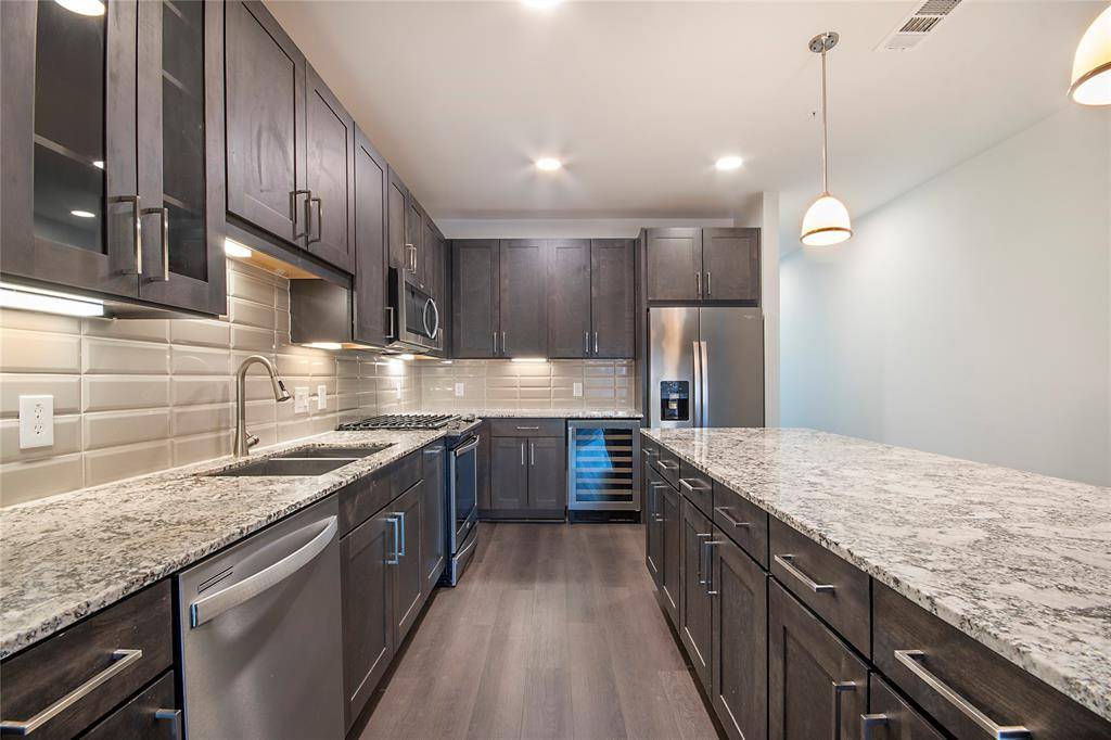 Dallas, TX 75206,5631 Belmont Avenue #264