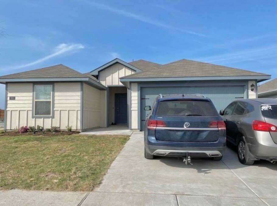 Princeton, TX 75407,703 Wind Cove Lane