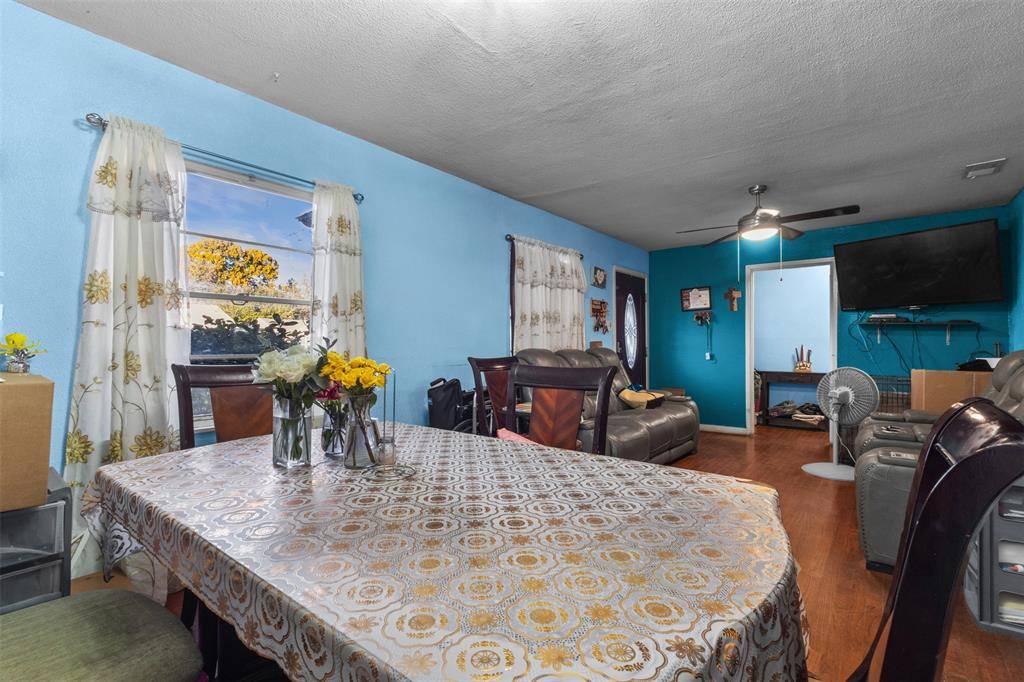 2620 Barnes Bridge Road, Dallas, TX 75228