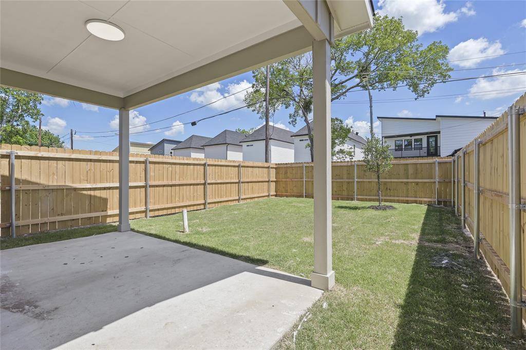 Dallas, TX 75215,2620 Peabody Avenue