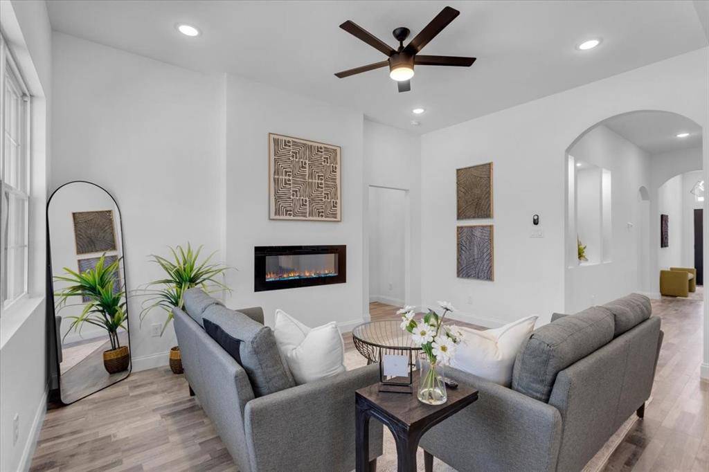 Sherman, TX 75090,1323 S Montgomery Street