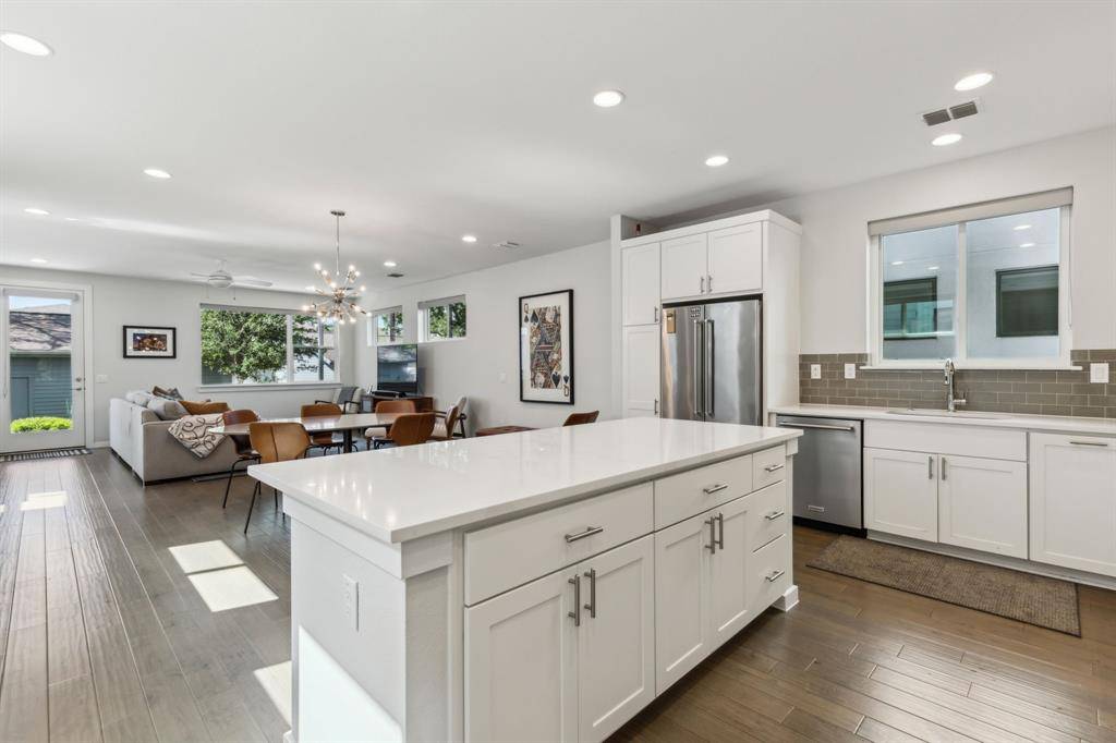 Dallas, TX 75206,5424 Anita Street