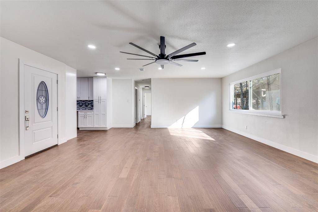 Arlington, TX 76015,2501 S Fielder Road