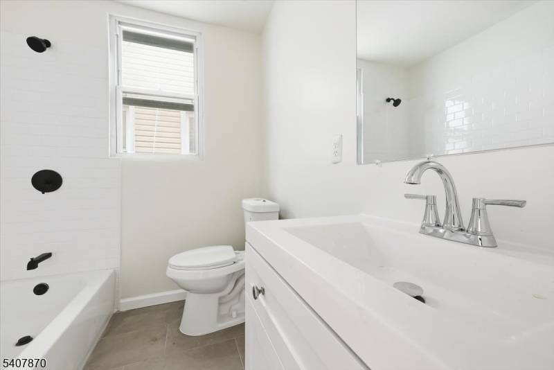 Newark City, NJ 07106,29 Cedar Ave