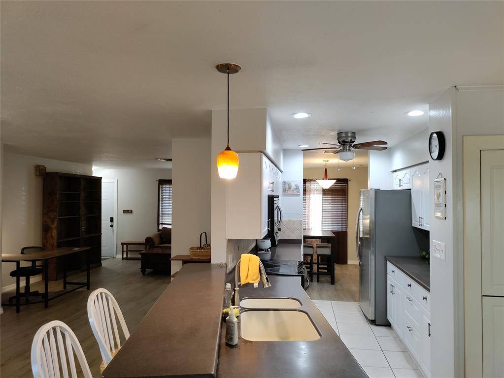 North Fort Myers, FL 33917,77 Cardinal Dr