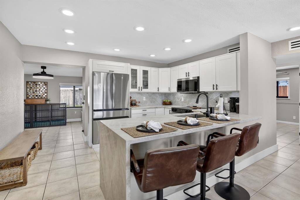 Fort Lauderdale, FL 33317,4451 SW 23rd St