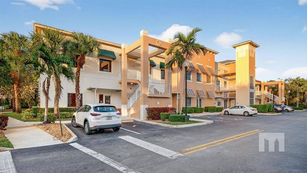 Davie, FL 33314,7450 GRIFFIN ROAD #270