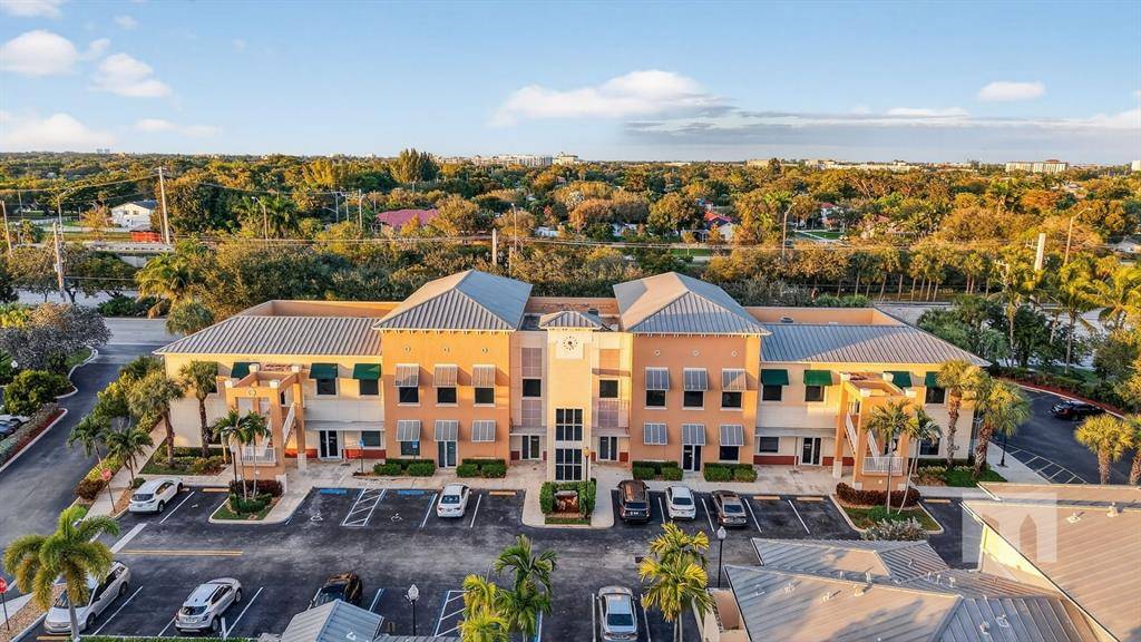 Davie, FL 33314,7450 GRIFFIN ROAD #270