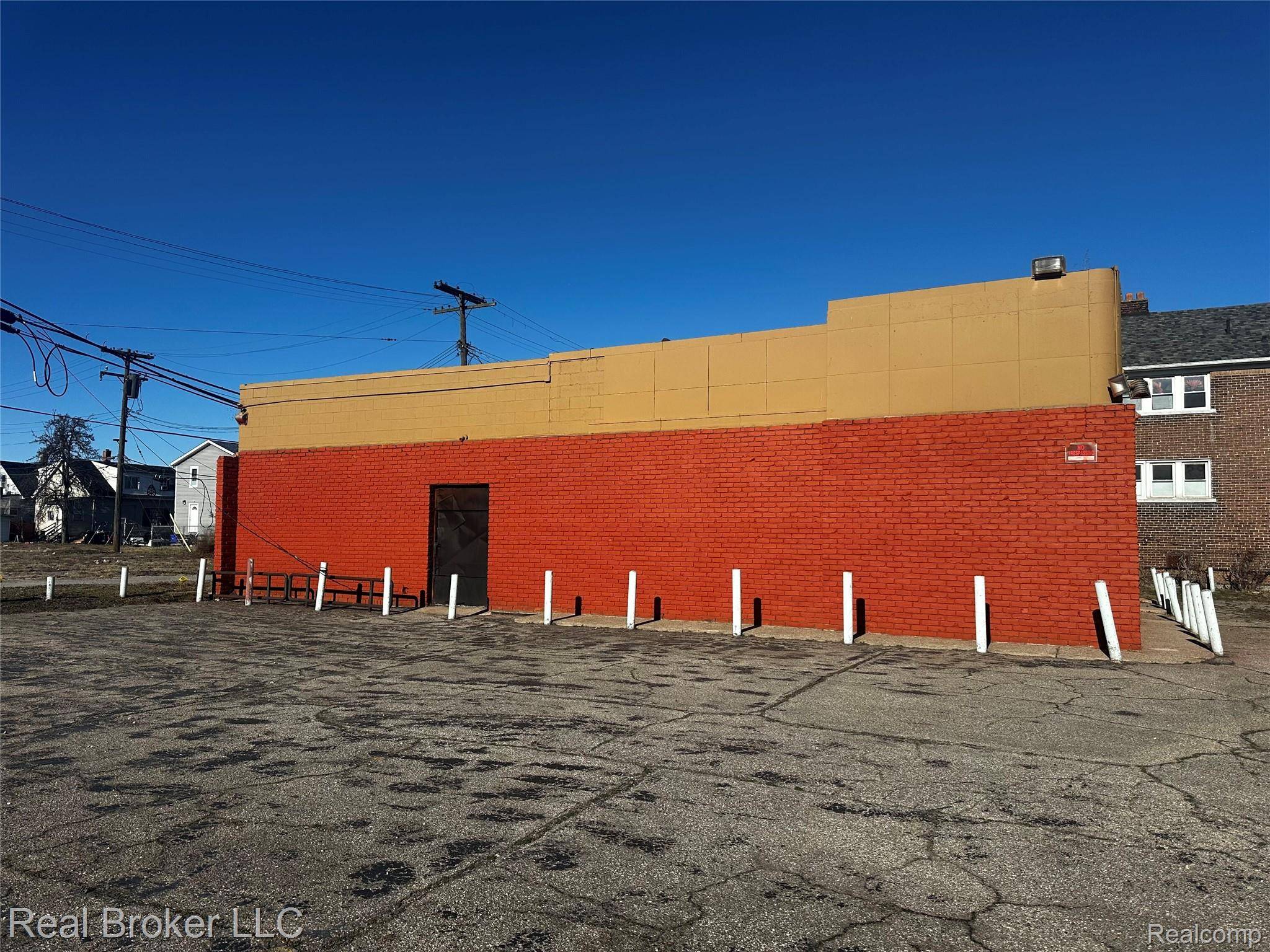 Detroit, MI 48211,8501 Mount Elliott ST