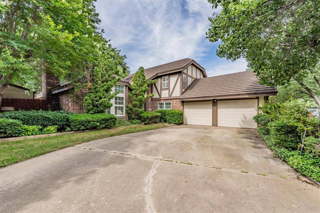 Bedford, TX 76021,305 Warbler Drive