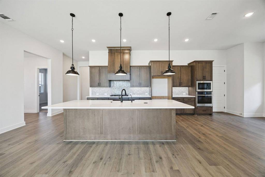 Mckinney, TX 75071,237 Bee Balm Road