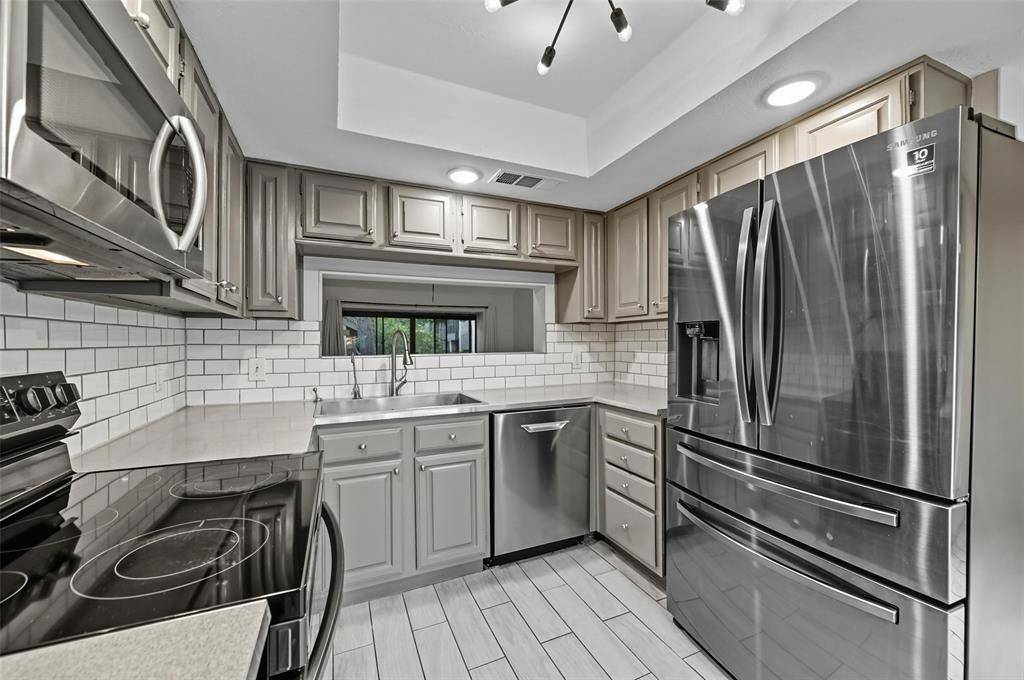 Irving, TX 75062,4521 N O CONNOR Road #2169