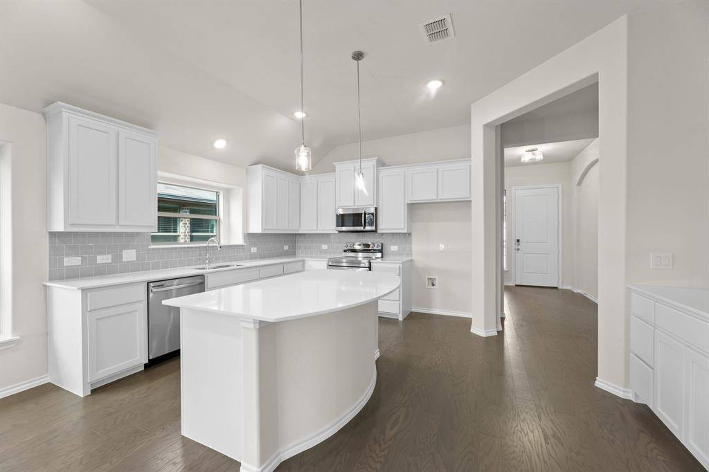 Granbury, TX 76049,1141 Avery Road