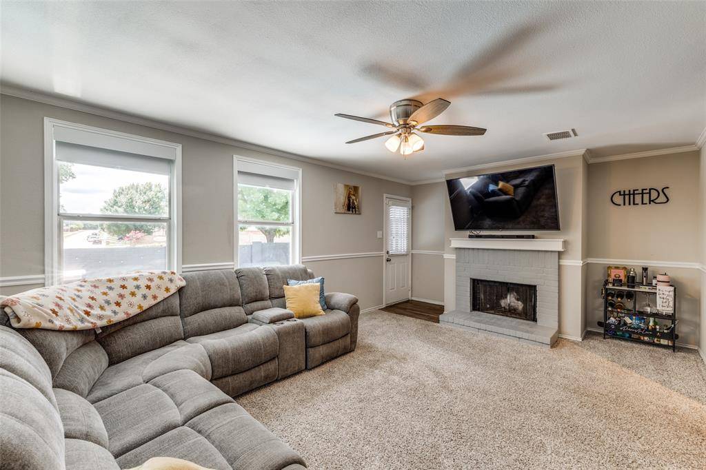 Arlington, TX 76002,8426 Jacaranda Way