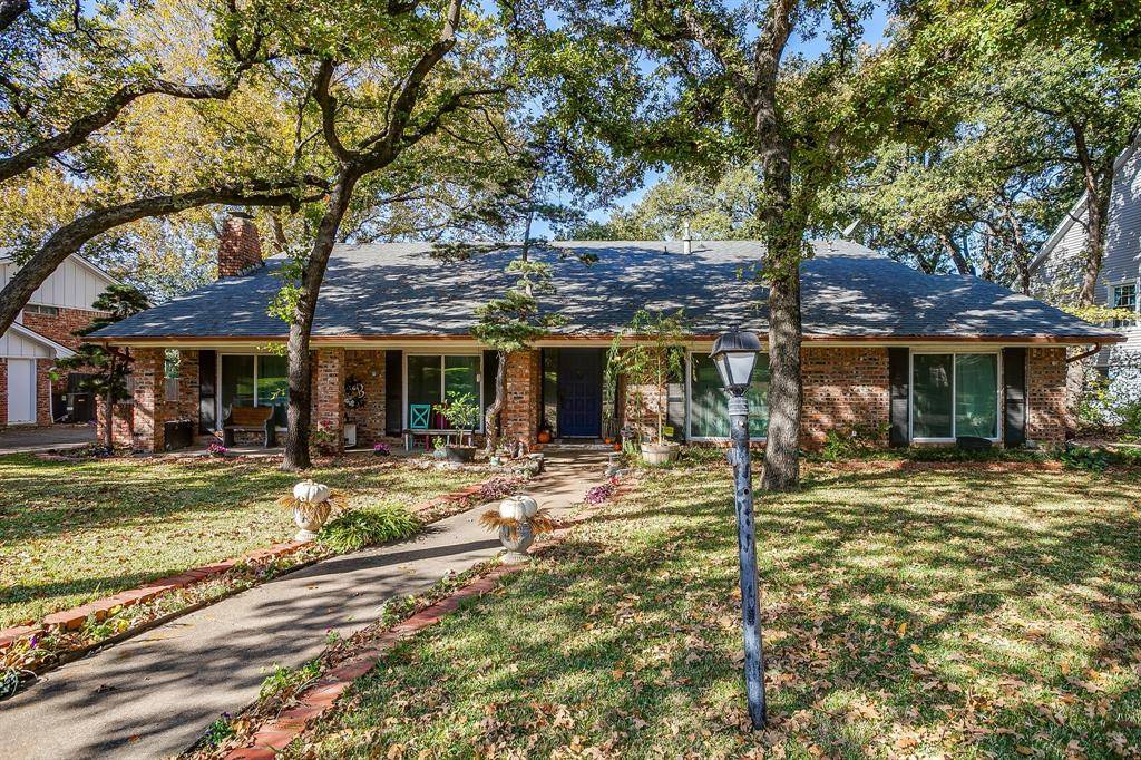Bedford, TX 76022,921 Overhill Drive