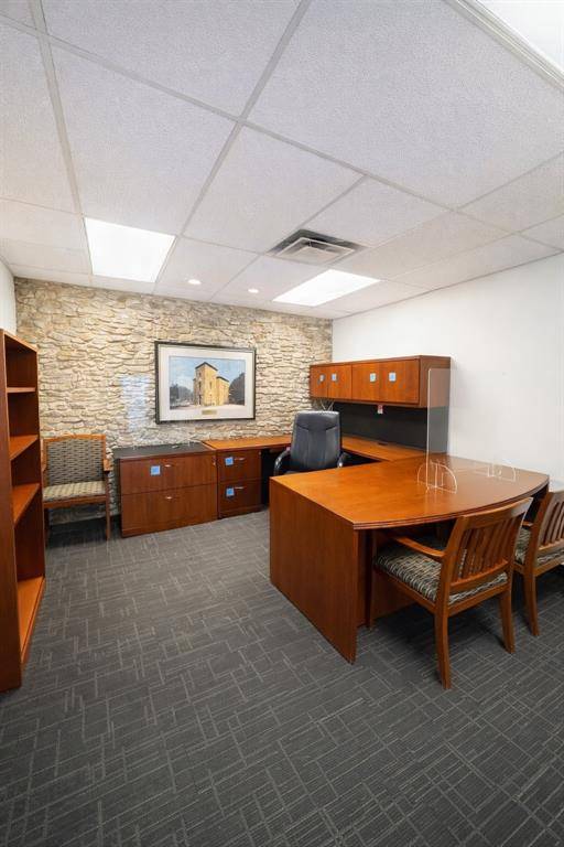 Granbury, TX 76048,702 W Pearl Street #C