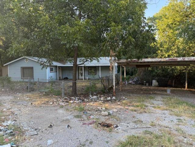 Granbury, TX 76048,2820 Oak Wood Street