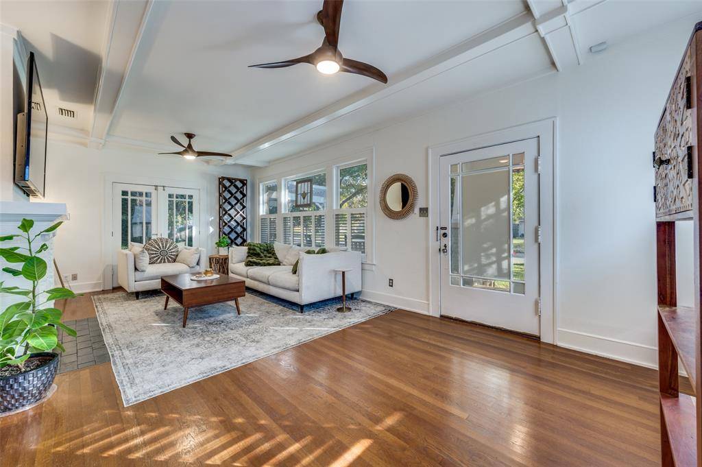 Dallas, TX 75206,5739 Monticello Avenue