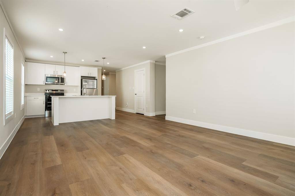 Fort Worth, TX 76104,2104 Belzise Terrace