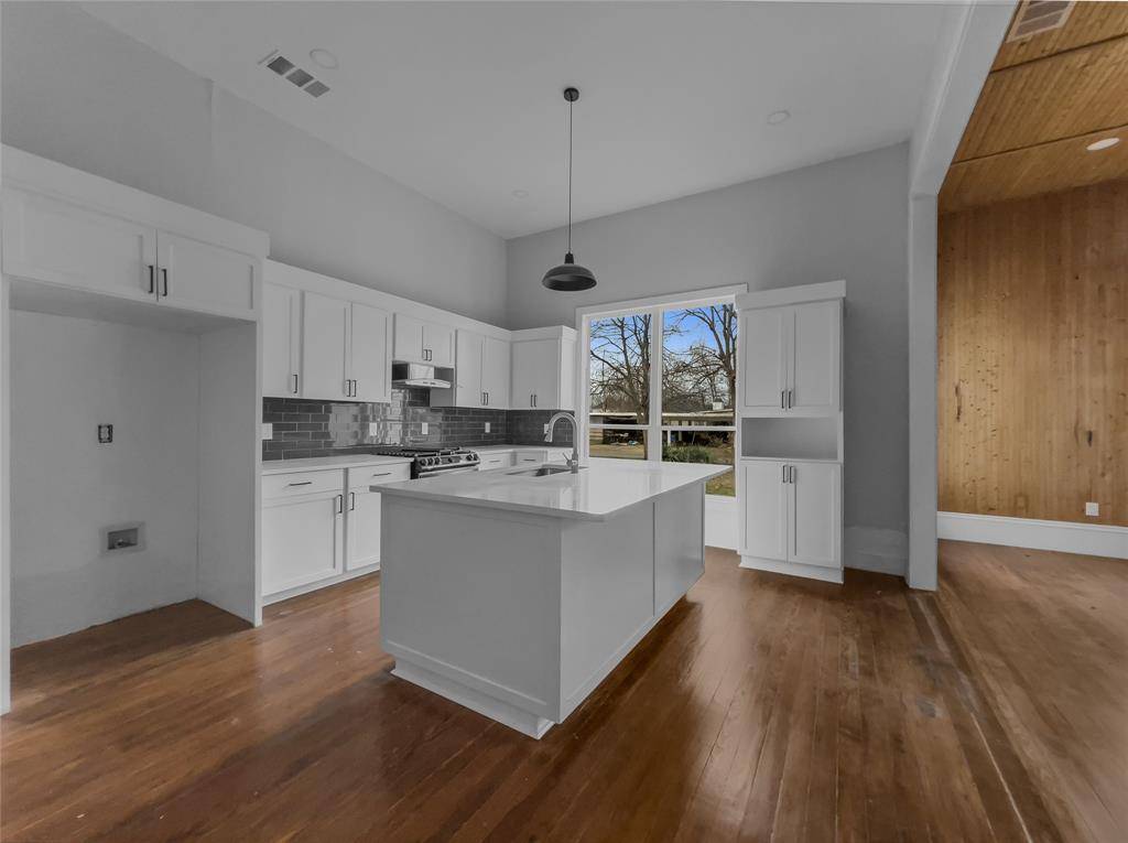 Greenville, TX 75401,3906 Houston Street