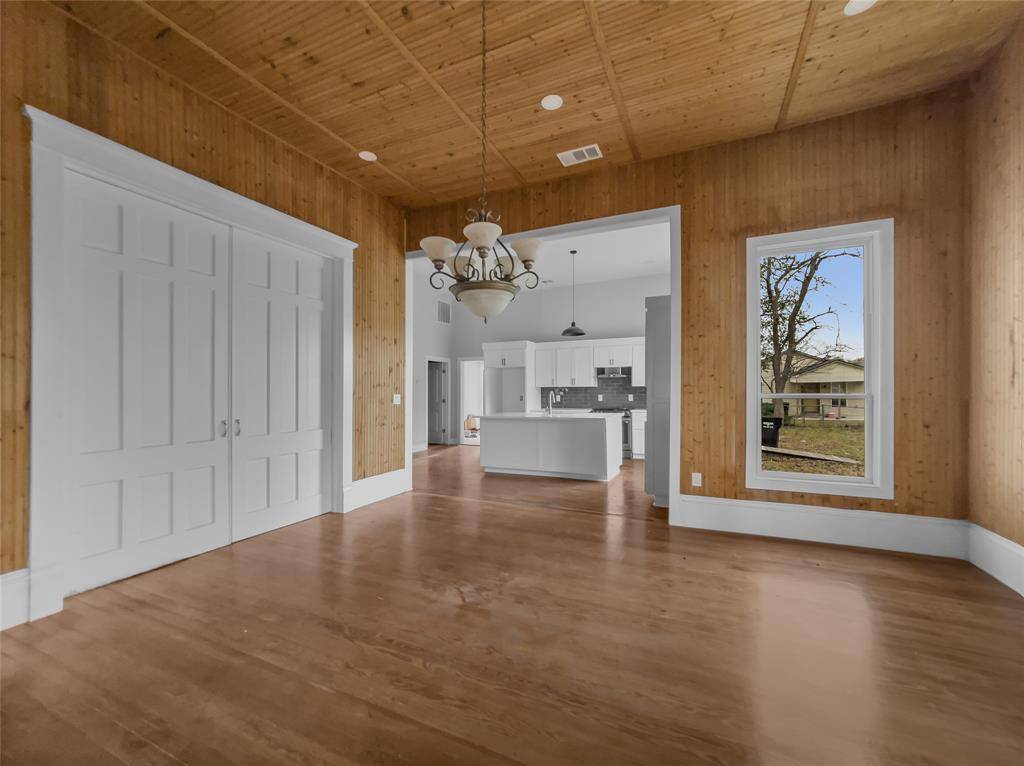 Greenville, TX 75401,3906 Houston Street