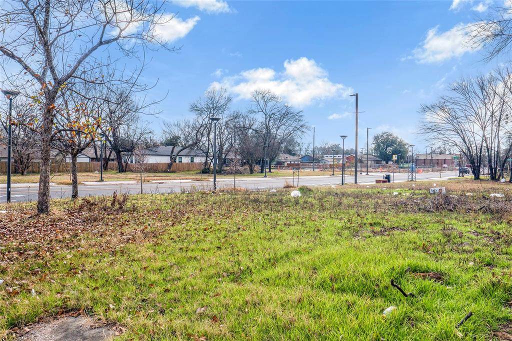 2525 Saint Clair Drive, Dallas, TX 75215