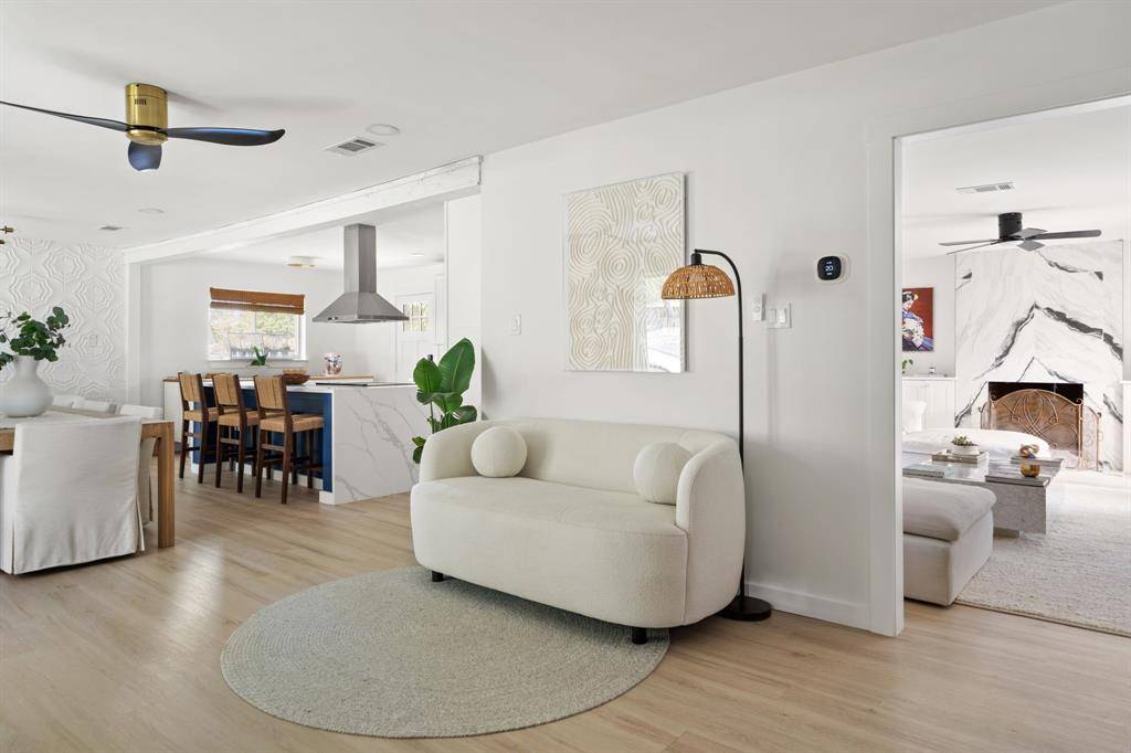 Dallas, TX 75224,905 Tarryall Drive