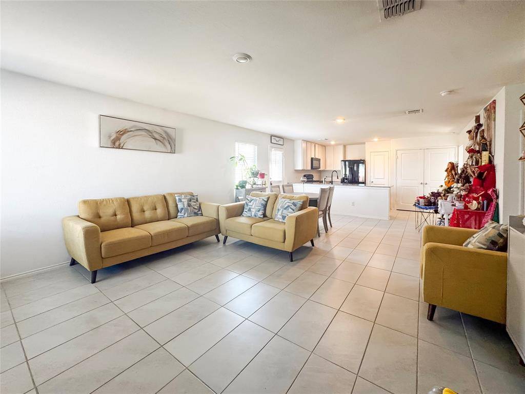 Crandall, TX 75114,1627 Cattle Drive Lane