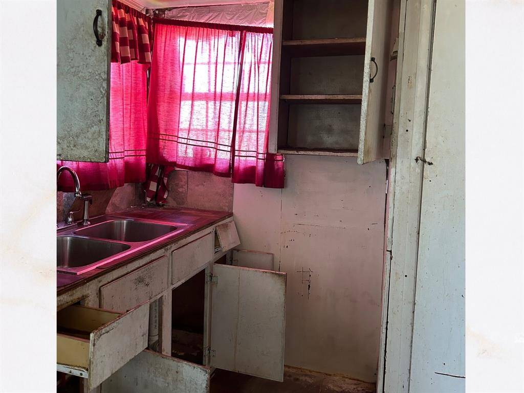 Dallas, TX 75216,1406 Lynn Haven Avenue