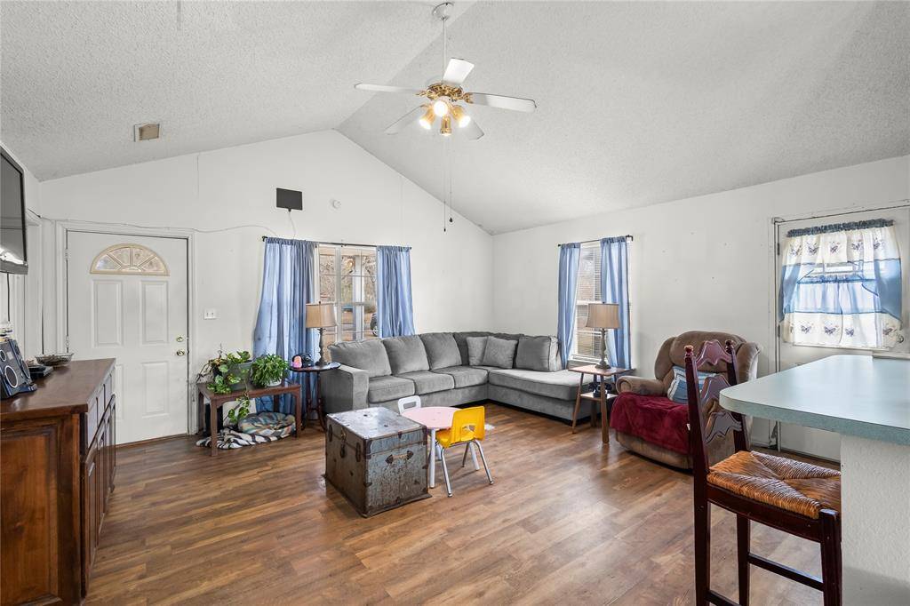 Mabank, TX 75156,113 Red Oak Drive