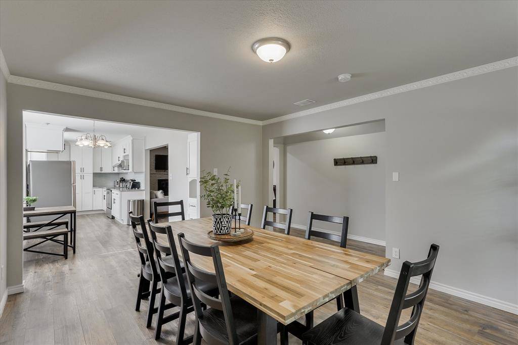 Dallas, TX 75227,5825 Hillcroft Street