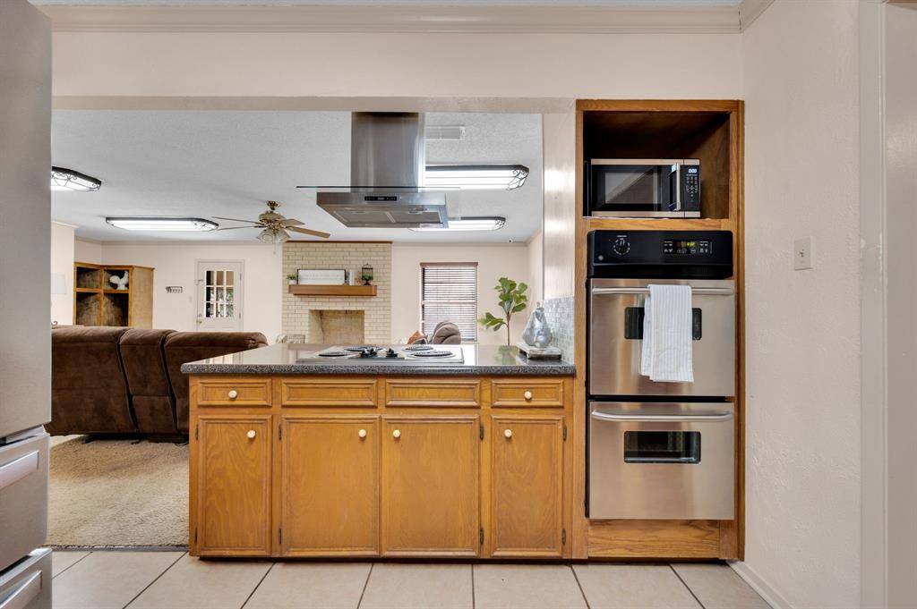 Hillsboro, TX 76645,100 Delmore Drive