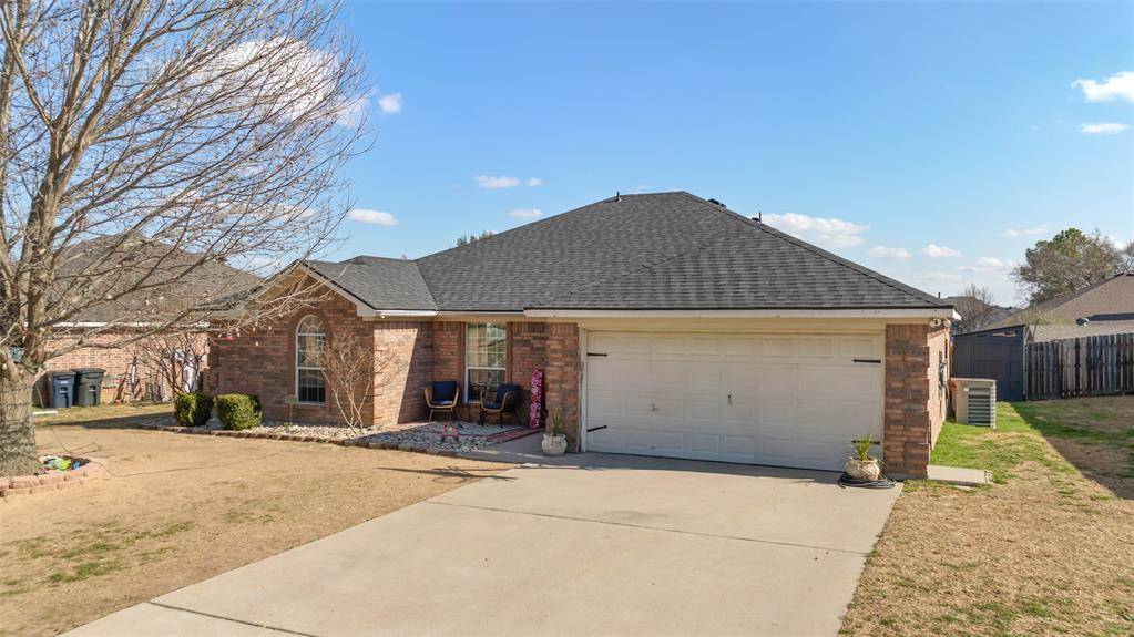Weatherford, TX 76085,250 Wellington Trail
