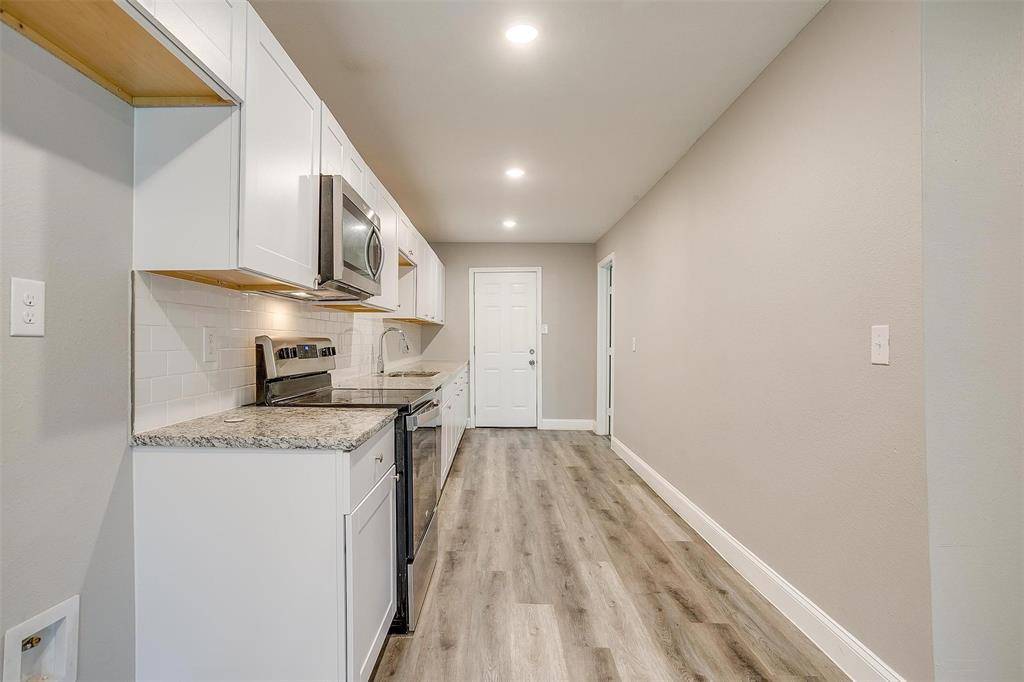 Fort Worth, TX 76114,727 Stamps Avenue