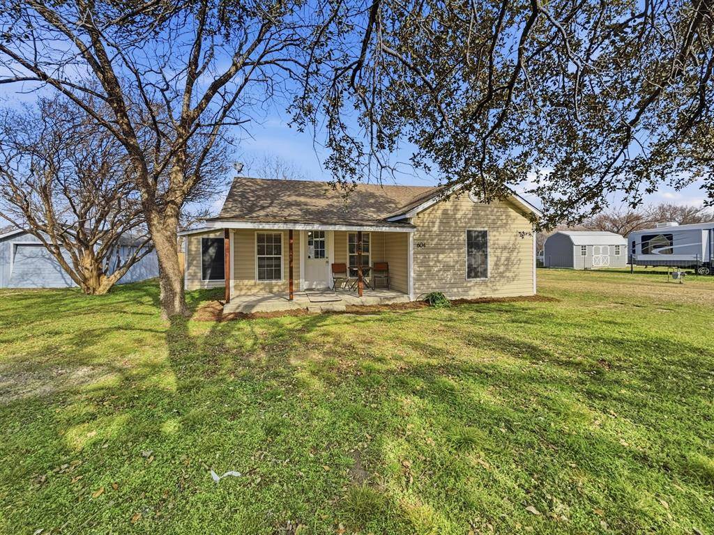 Hubbard, TX 76648,604 N Pecan Avenue