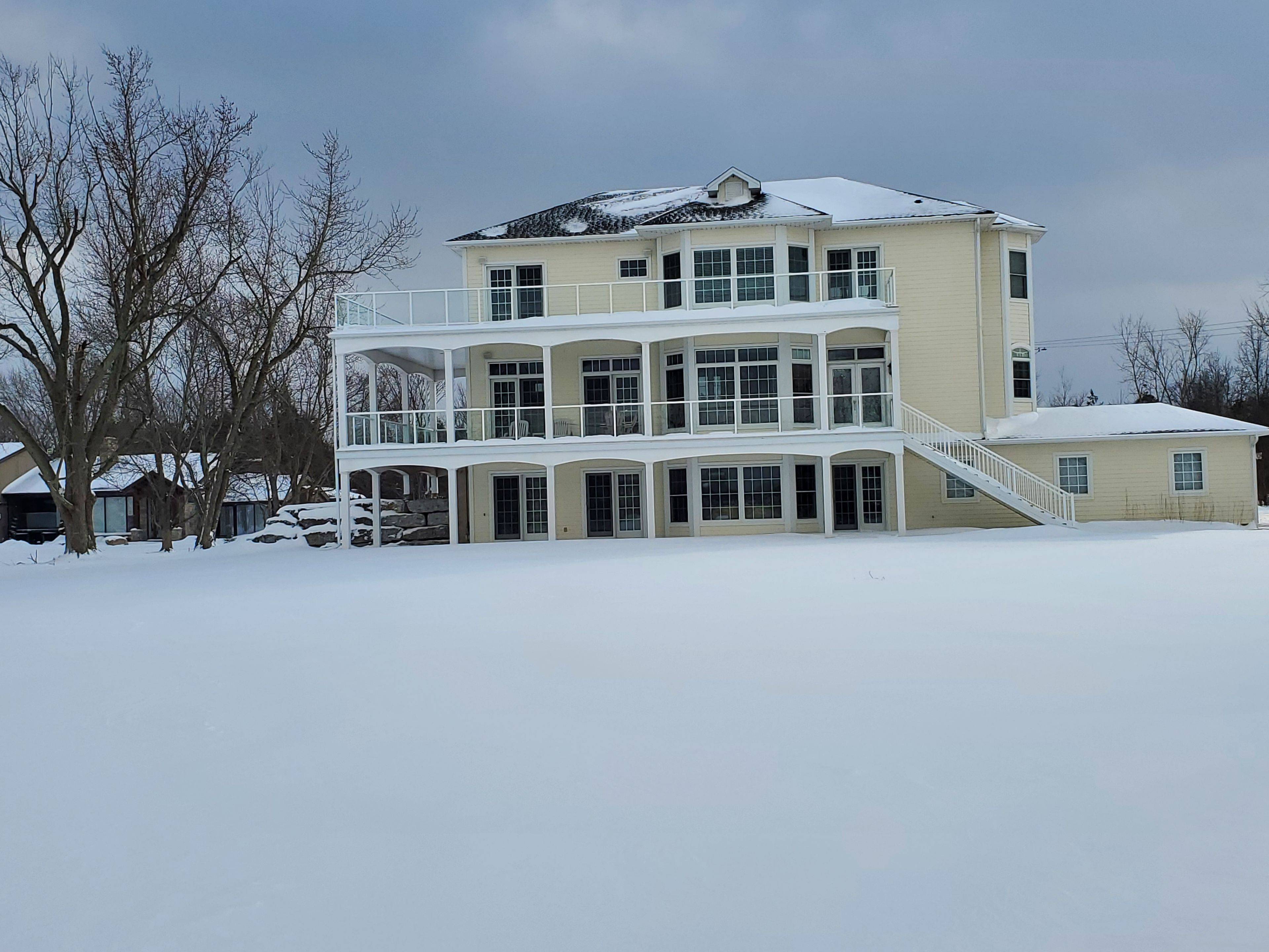 Fort Erie, ON L0S 1S0,4069 Niagara River Pkwy