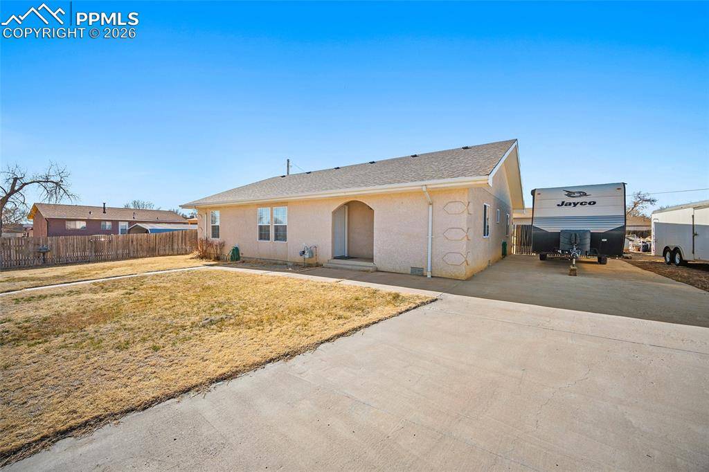 Pueblo, CO 81001,1209 Beaumont AVE