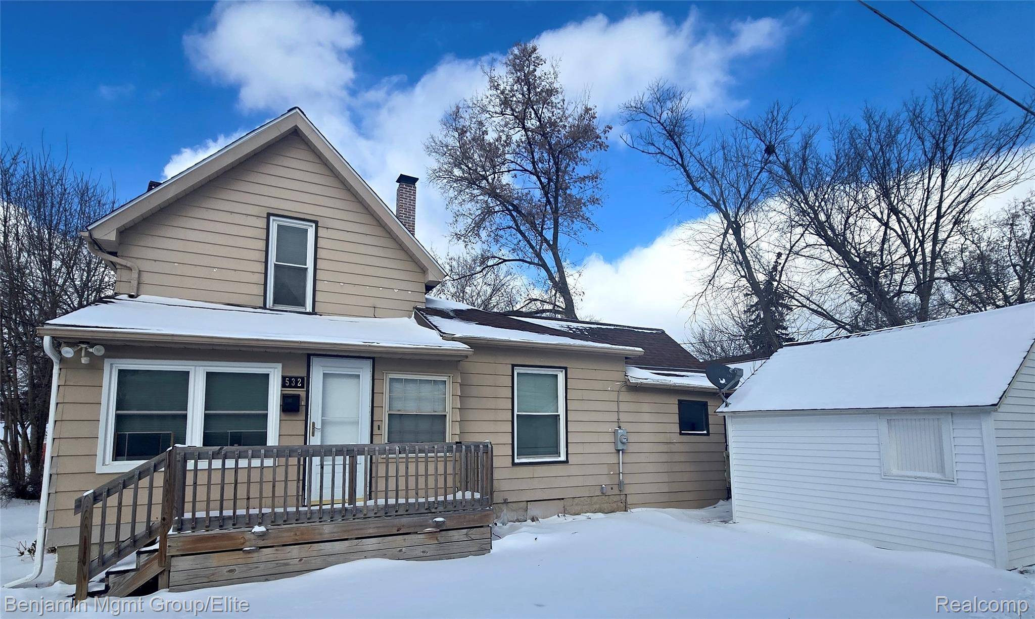 Lapeer, MI 48446,532 Fox ST