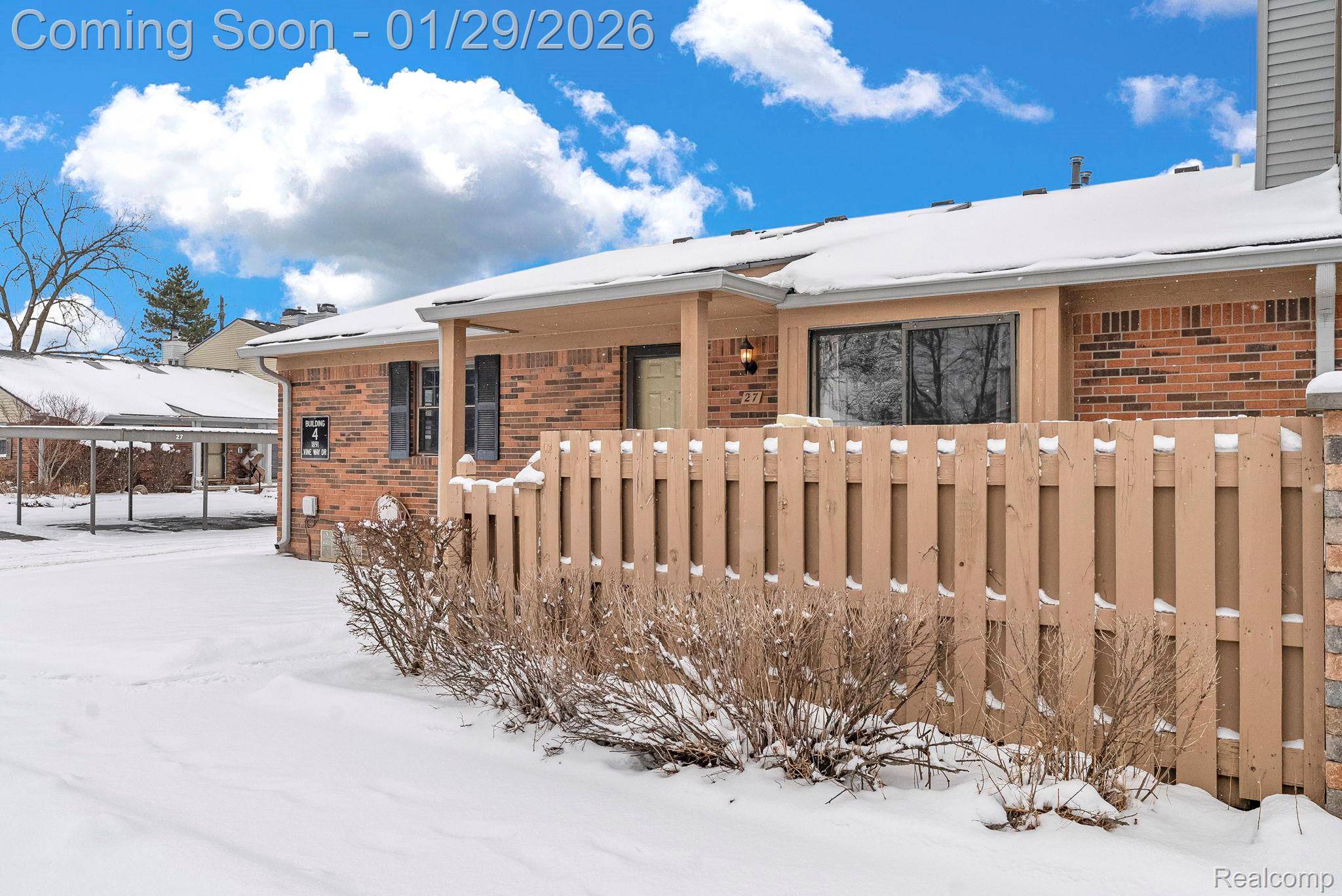 Canton, MI 48188,1891 Vine Way DR #27