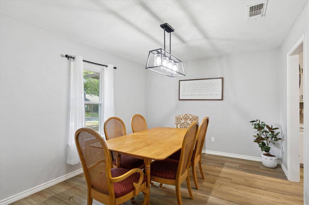 North Richland Hills, TX 76182,7404 Forrest Lane