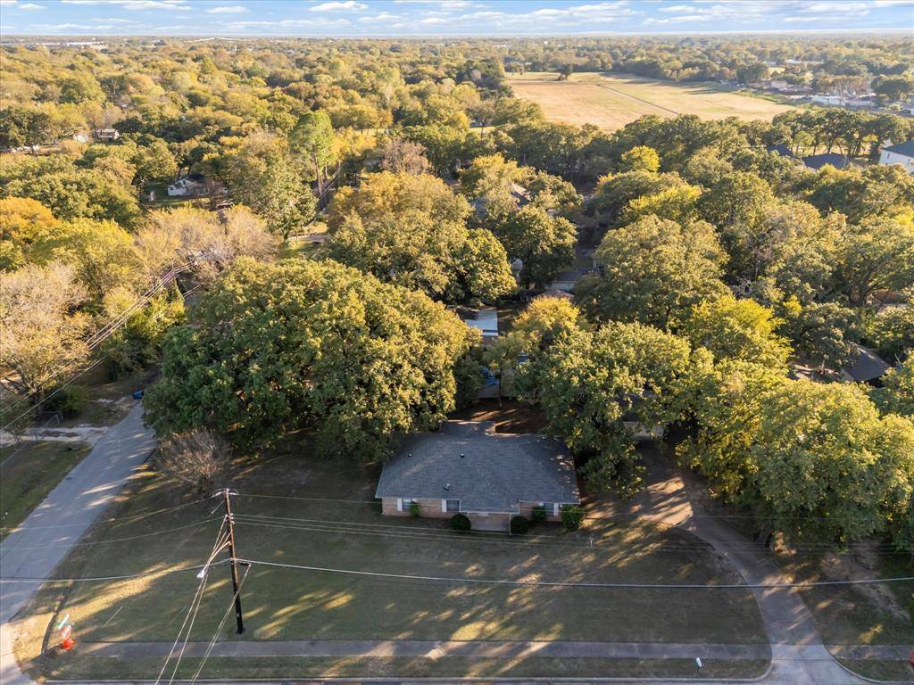 Dallas, TX 75217,10714 Grove Oaks Boulevard