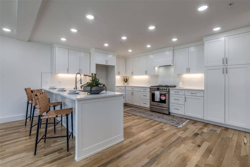 Dallas, TX 75204,4701 San Jacinto Street #104