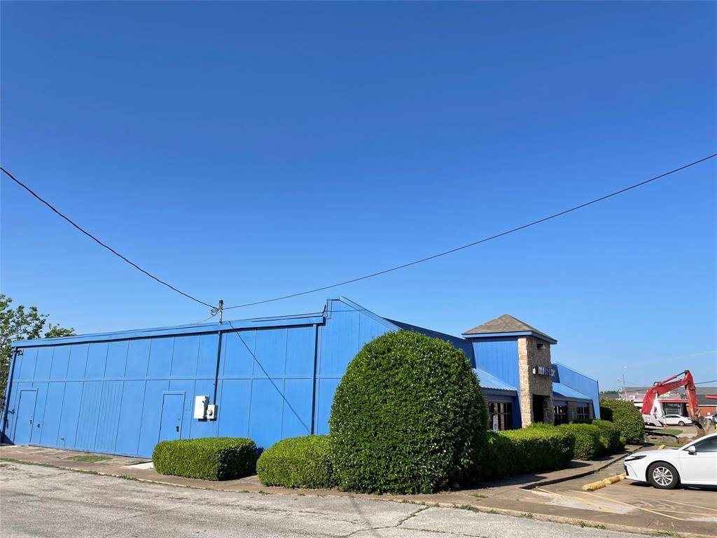 Grand Prairie, TX 75051,625 W dickey